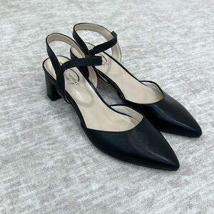 NWOB Black Slingback Block Heel